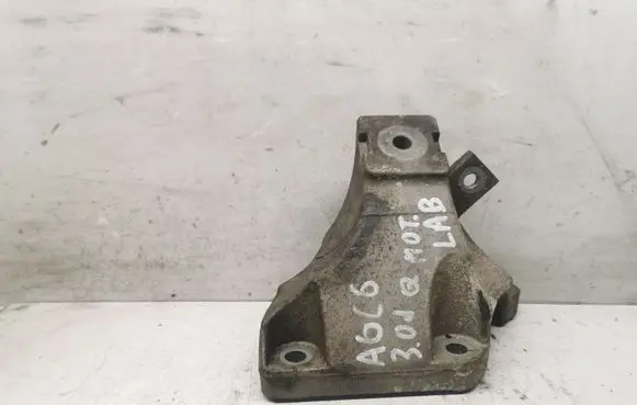Audi A6 S6 C6 4F Engine mounting bracket 4F0199308L