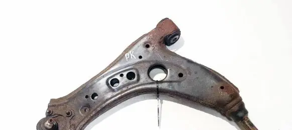 Volkswagen Polo IV 9N3 Front lower control arm/wishbone 