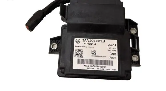 Volkswagen PASSAT B6 Hand brake control module 3AA907801J 19171201A GN002584500