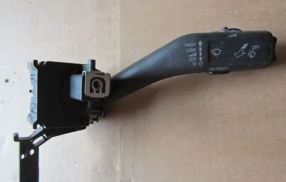 Skoda Octavia Mk2 (1Z) Wiper control stalk 1K0953519L