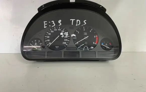 BMW 5 E39 Speedometer (instrument cluster) 8375902