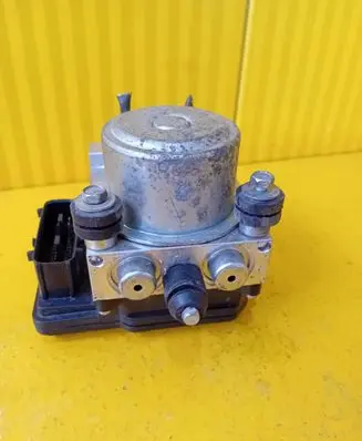 Nissan Leaf I (ZE0) ABS Pump 2X222282 TD8405