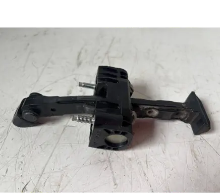Volvo XC60 Front door check strap stopper 31298466