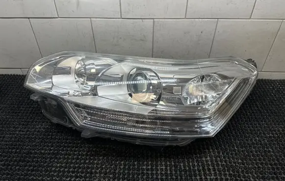 Citroen C5 Headlight/headlamp 9689038080 89903150