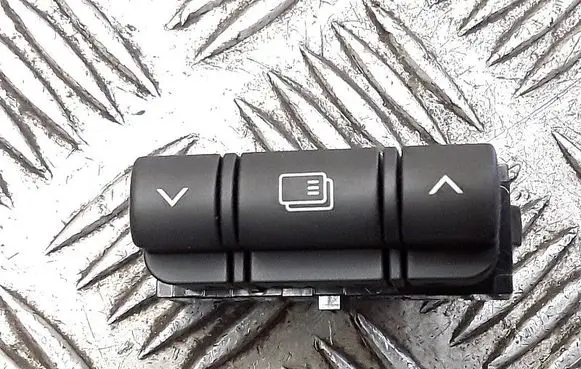 Mitsubishi Eclipse Cross Other switches/knobs/shifts