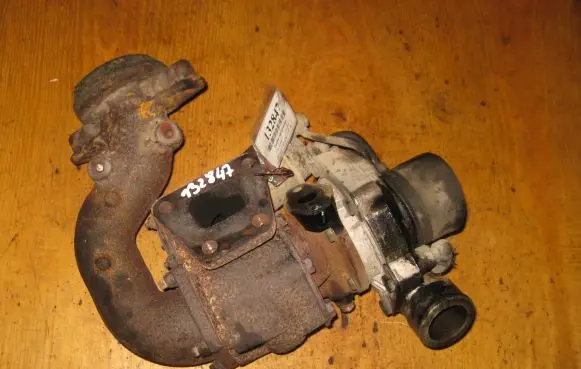 Volkswagen Golf I Turbo system vacuum part 