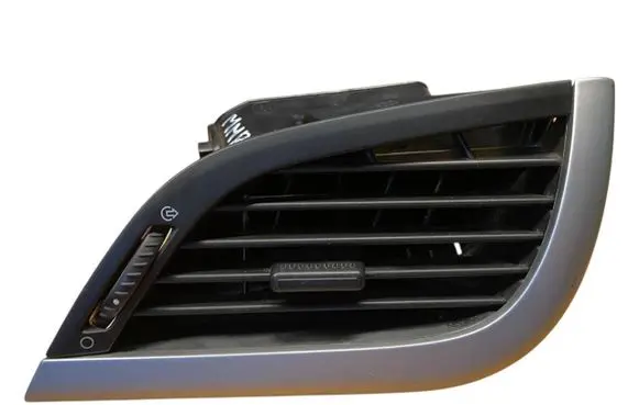 Peugeot 207 Dashboard side air vent grill/cover trim 9650088477