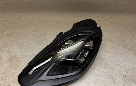 Headlight/headlamp