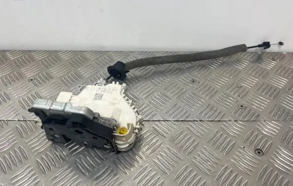 Audi A6 S6 C7 4G Front door lock 8J1837015D