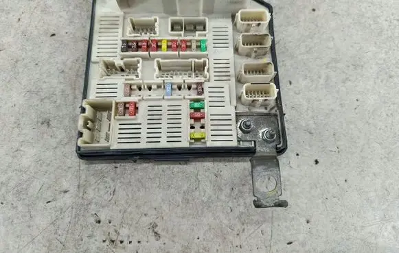 Renault Kangoo I Central body control module 