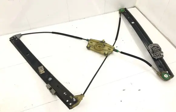 Audi Q7 4L Front window lifting mechanism without motor 4L0837461A