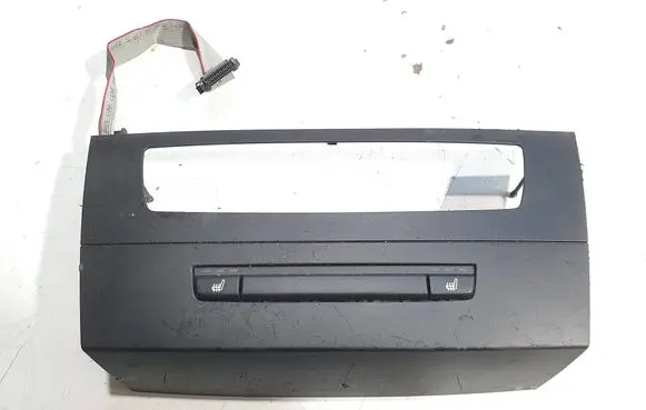 BMW 3 E90 E91 Panel trim 6958411 10822910DE