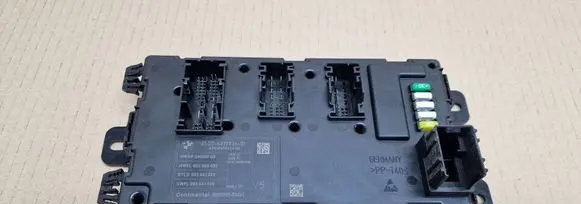 BMW 2 F22 F23 Central body control module 6819336 HWAP00000F4D