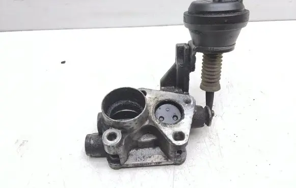 Mercedes-Benz E A207 EGR valve A6421401263