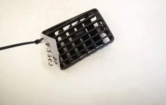 Volkswagen PASSAT B4 Dash center air vent grill 3a1819763