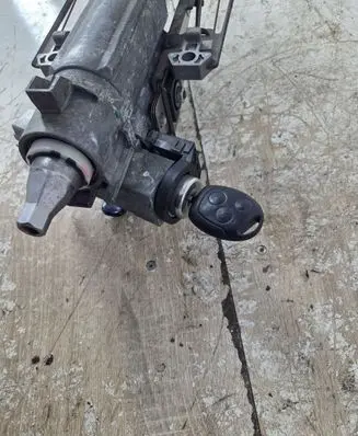 Ford Mondeo Mk III Ignition lock