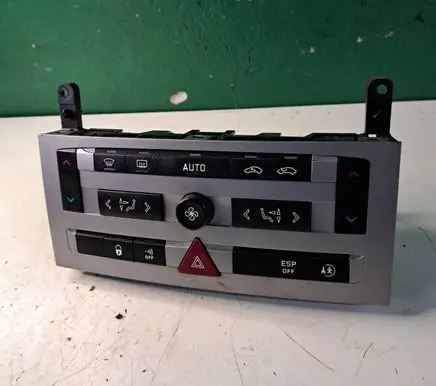Peugeot 407 Climate control unit 96573322 FC1B11F175 VP4PUH88C612XA