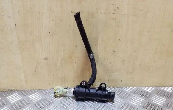 Clutch master cylinder