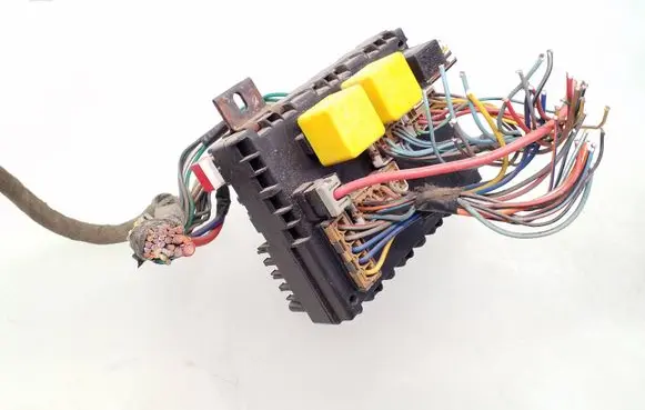 Fiat Bravo - Brava Fuse module 46443390