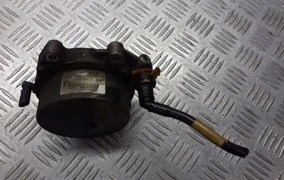 Opel Insignia A Vacuum pump 55205446