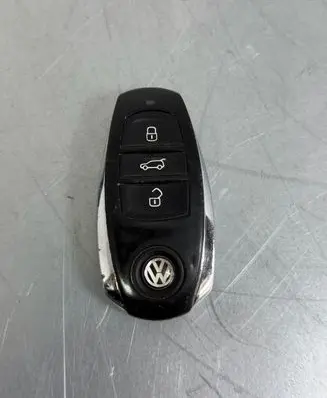 Volkswagen Touareg II Ignition key/card 