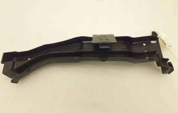 Volkswagen Sharan Other engine bay part 5N0971615E