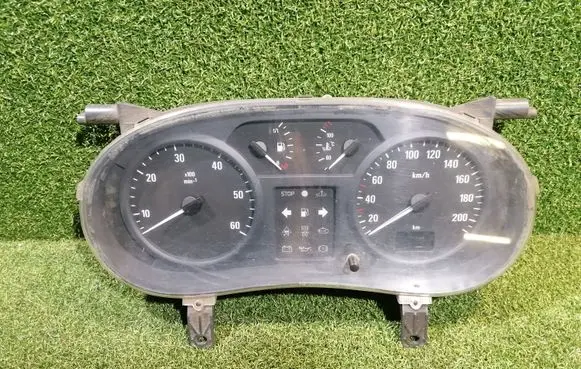 Renault Trafic II (X83) Speedometer (instrument cluster) P8200006339A 216600291 216501761