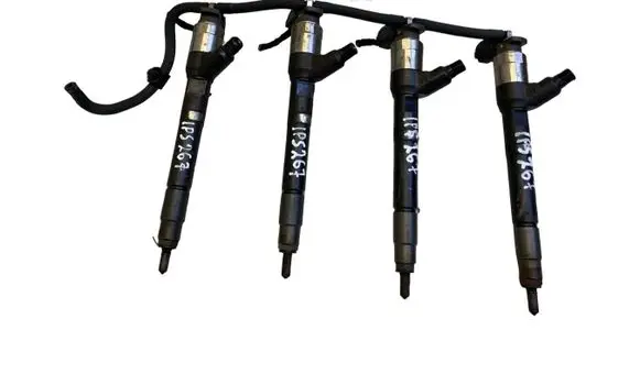Opel Mokka X Fuel injectors set 55570012