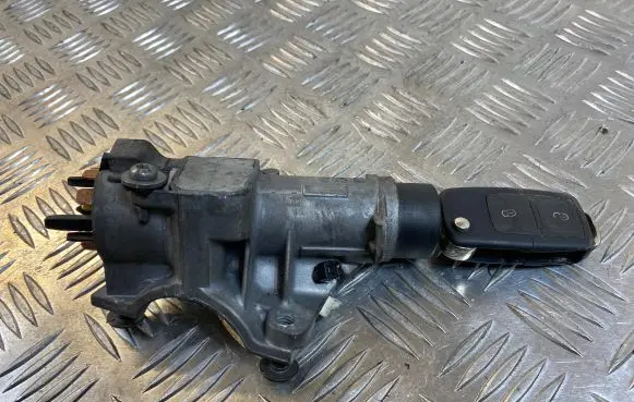 Volkswagen Transporter - Caravelle T5 Ignition lock 4B0905851