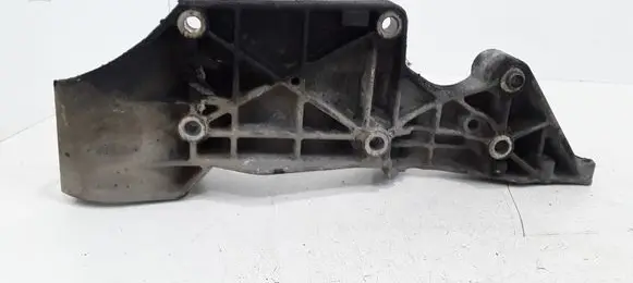 Volkswagen Sharan Engine mounting bracket