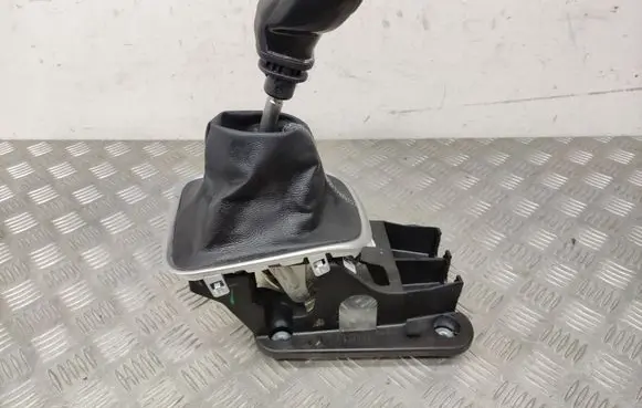 Citroen C3 Gear shifter/selector 9808161480