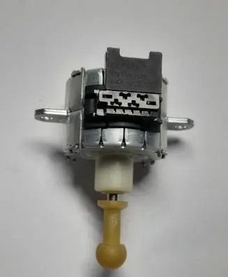 BMW 7 F01 F02 F03 F04 Headlight level adjustment motor 70460499