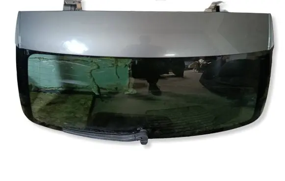 BMW 5 E60 E61 Opening tailgate glass 