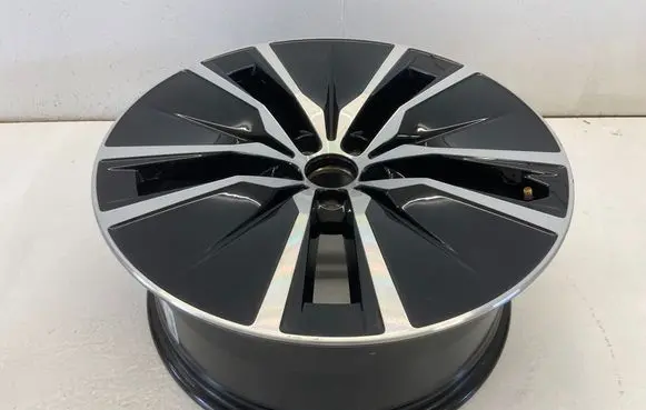 Volvo XC90 R19 alloy rim 31680216
