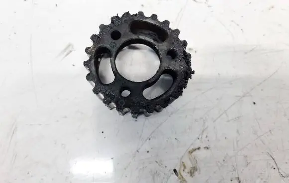 Volkswagen Touran II Fuel pump gear (pulley) 03L130111E