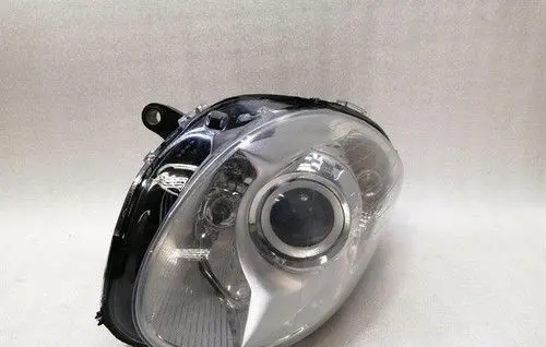 Mercedes-Benz R W251 Headlight/headlamp A2518201661