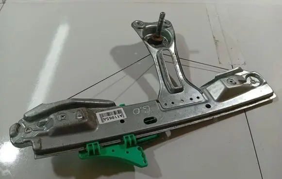 Opel Astra J Sliding door window regulator with motor 915354102