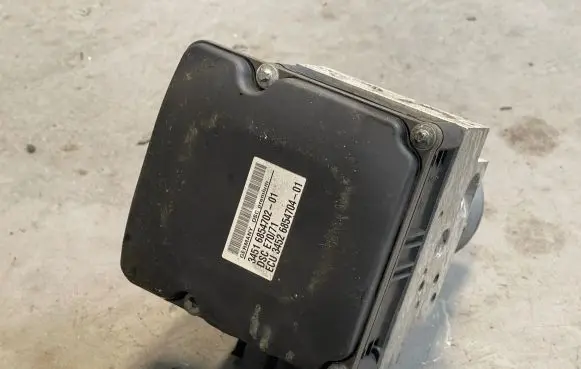 BMW X5 E70 ABS Pump 6854702 6854704 DSCE7071