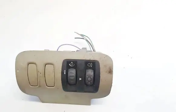 Renault Scenic II - Grand scenic II Headlight level height control switch 8200140984 8200140985gc