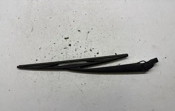 Subaru Legacy Rear wiper blade 