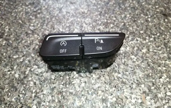 Ford B-MAX Passenger airbag on/off switch AV1T14B418AB