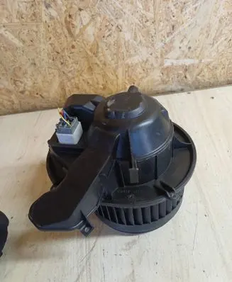 Heater fan/blower