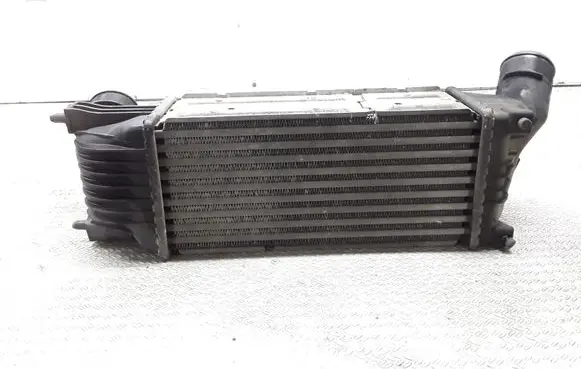 Citroen C5 Intercooler radiator 9645682880