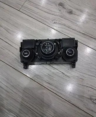 Citroen C3 Picasso Climate control unit 96711892XU