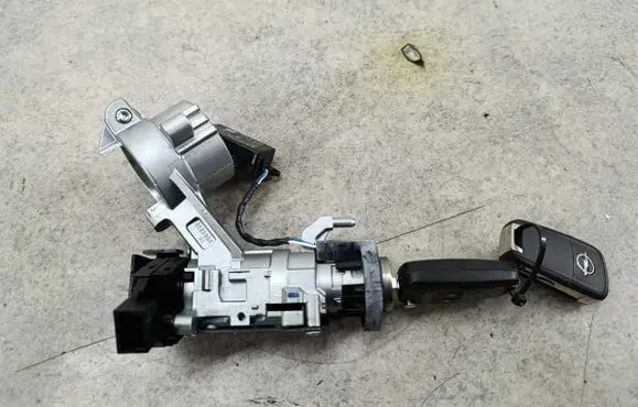 Opel Corsa E Ignition lock 