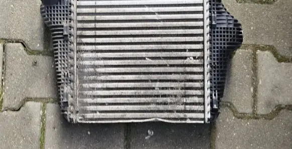 Porsche Macan (95B) Intercooler radiator 95B145804E 11102021 T95B360