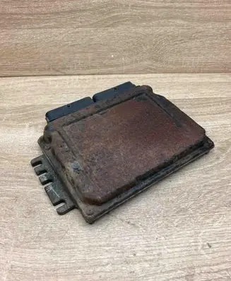 Renault Laguna I Engine control unit/module ECU S105961001B 16V16L