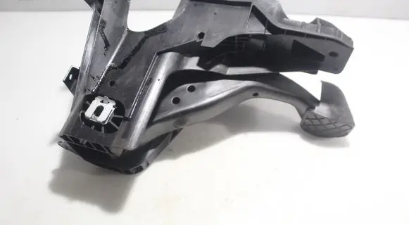 Clutch pedal
