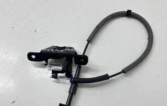 Volkswagen Jetta VII Seat back rest lock catch 5QM885682