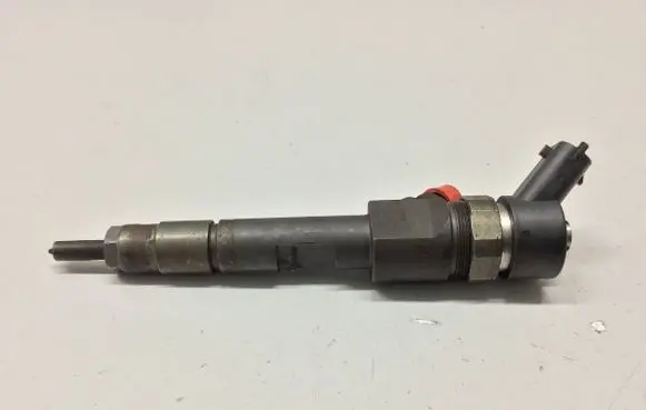 Renault Scenic II - Grand scenic II Fuel injector 0445110230 8200389369